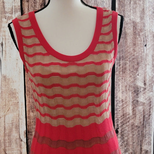 M Missoni Size 42 Italian 6 USA Red Knit Dress