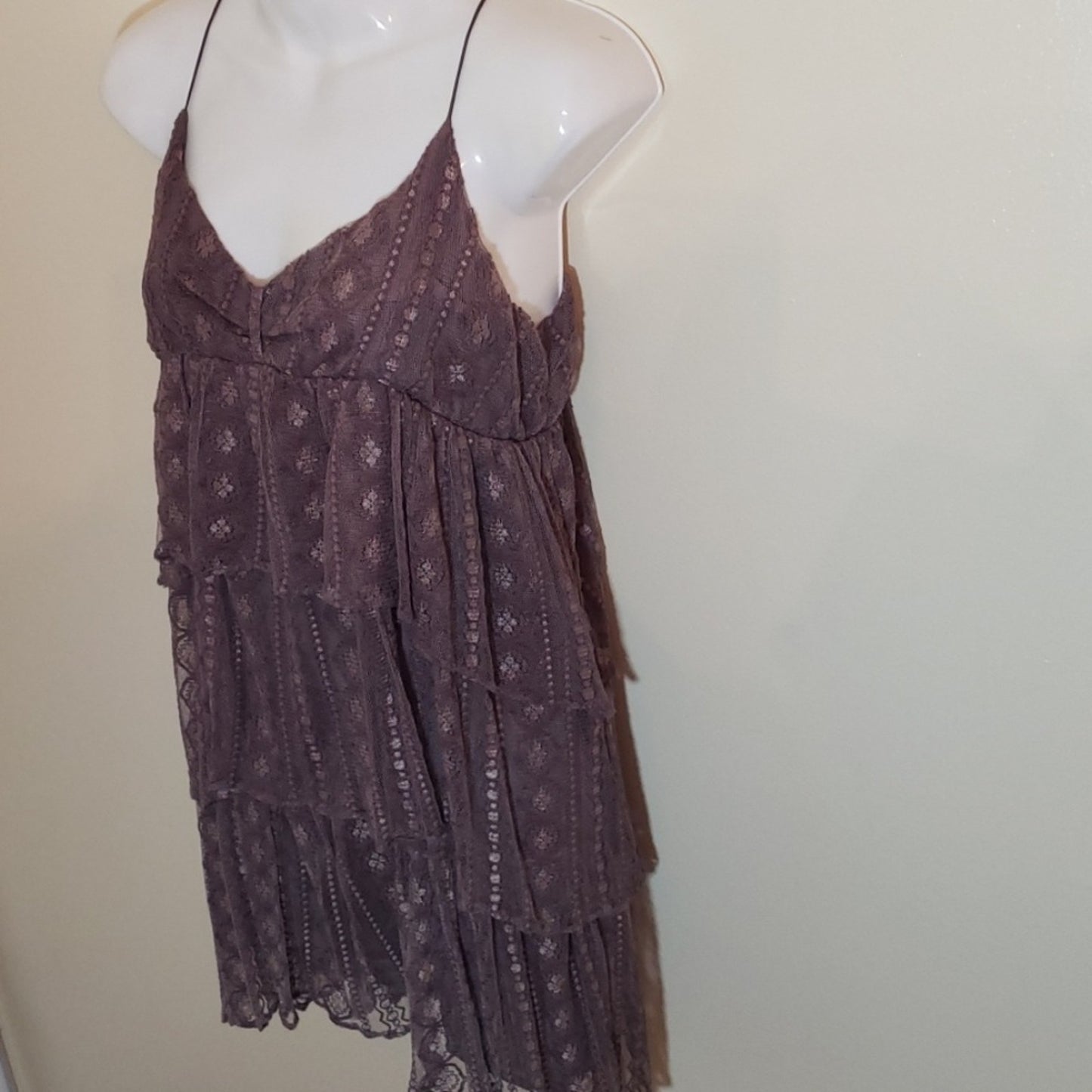 NWT Geren Ford Size 4 Mauve Layered Lace Dress