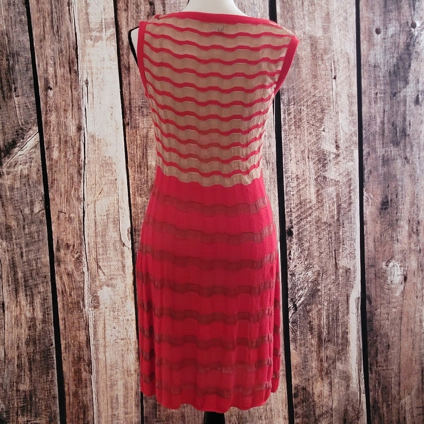 M Missoni Size 42 Italian 6 USA Red Knit Dress