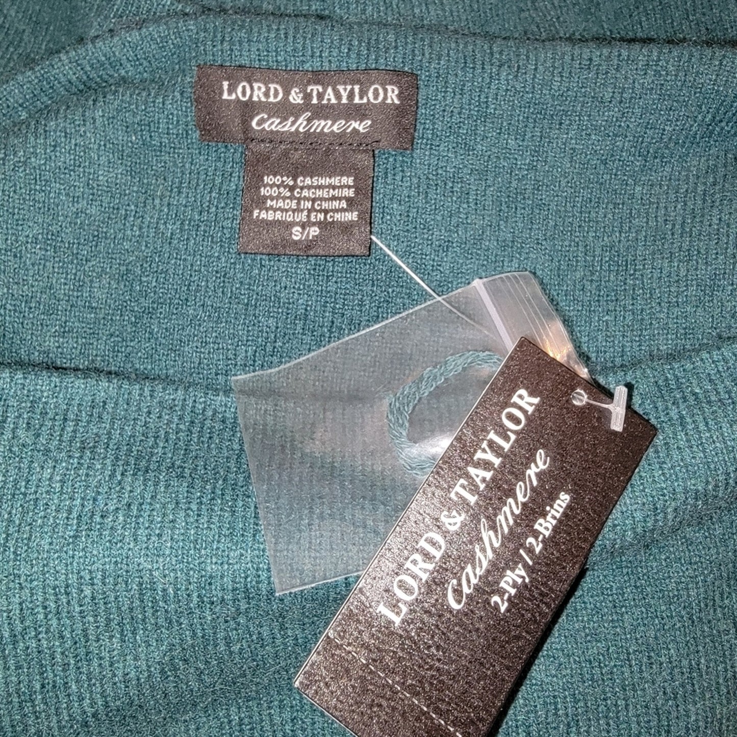 NWT Lord & Taylor 100% Cashmere Size Small Sweater