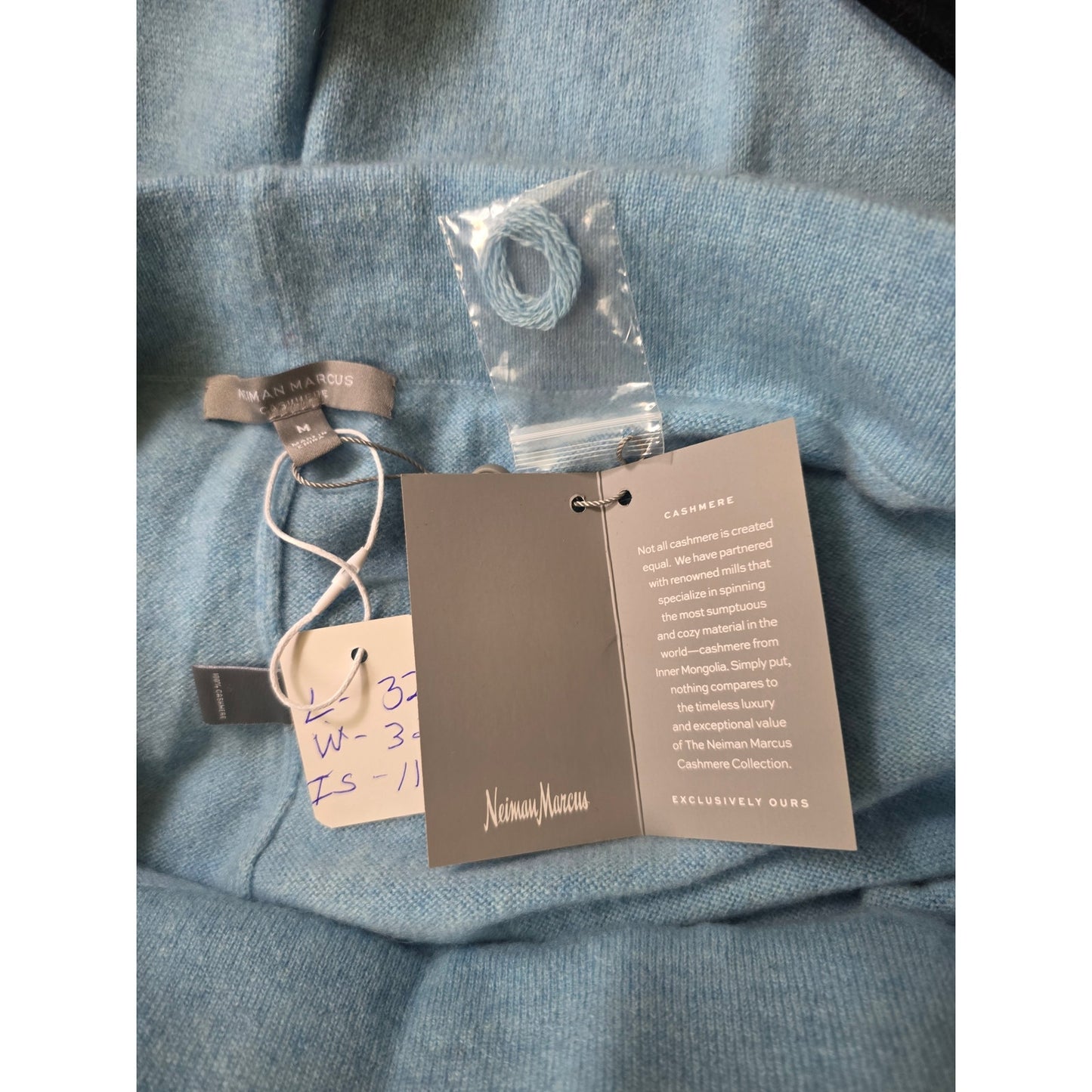 NWT Neiman Marcus 100% Cashmere Size Medium Gloss Blue Pants
